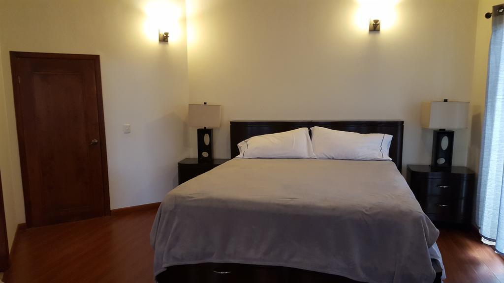 Villa Corsua บาเย เด กัวลาลูเป ภายนอก รูปภาพ